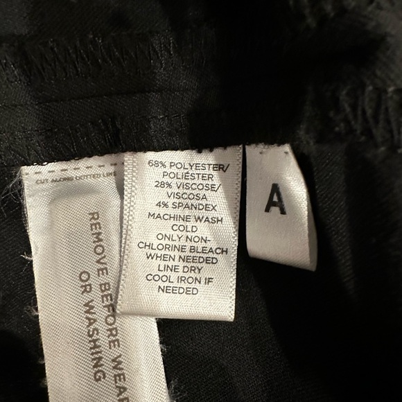 LOFT Julie trouser.  Black size 6 - Picture 6 of 6